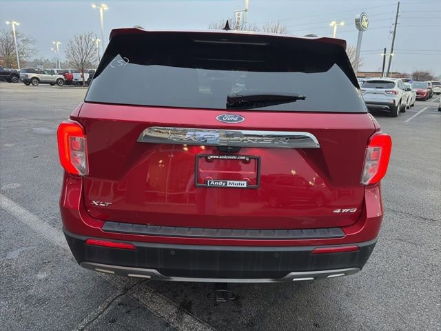 Used 2021 Ford Explorer XLT w/ Equipment Group 202A image 8