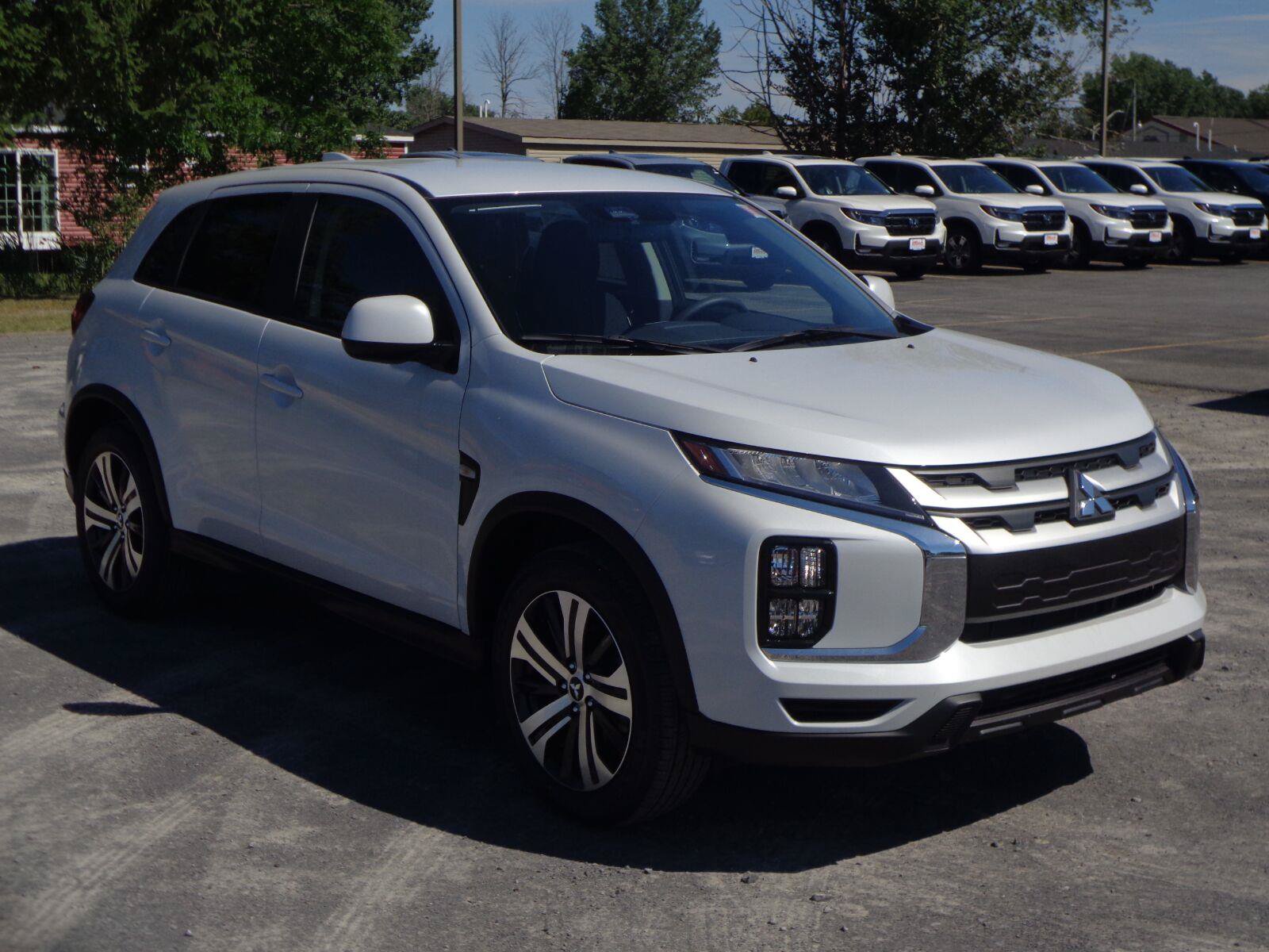 New 2026 Mitsubishi Outlander Sport ES AWD/4WD image 3
