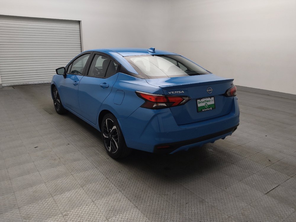Used 2025 Nissan Versa SR FWD image 5