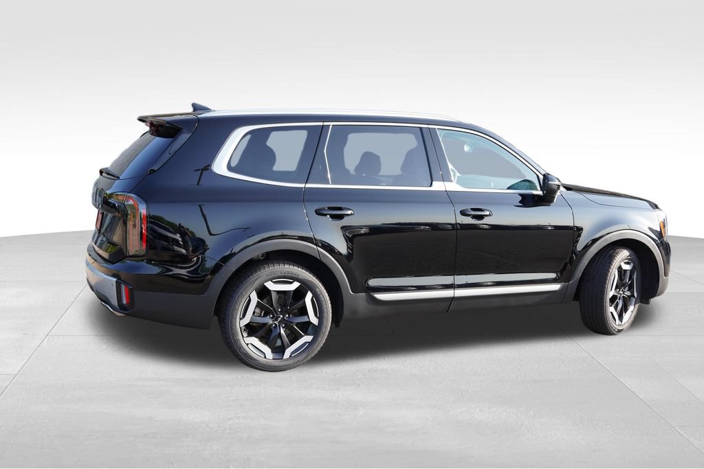 Certified 2024 Kia Telluride EX w/ EX Captain's Chair Package AWD/4WD image 4