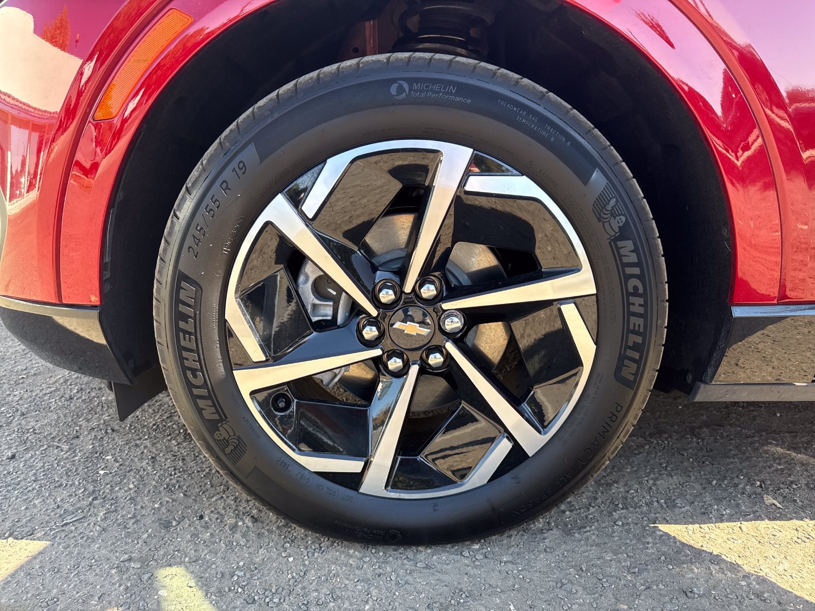 Used 2024 Chevrolet Equinox EV LT w/ LPO, Trailering Package FWD image 27