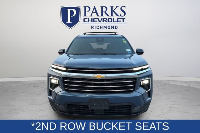 Used 2024 Chevrolet Traverse LT w/ Trailering Package FWD image 2