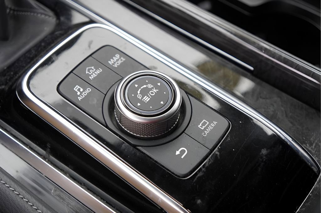 Used 2024 INFINITI QX80 Luxe image 30