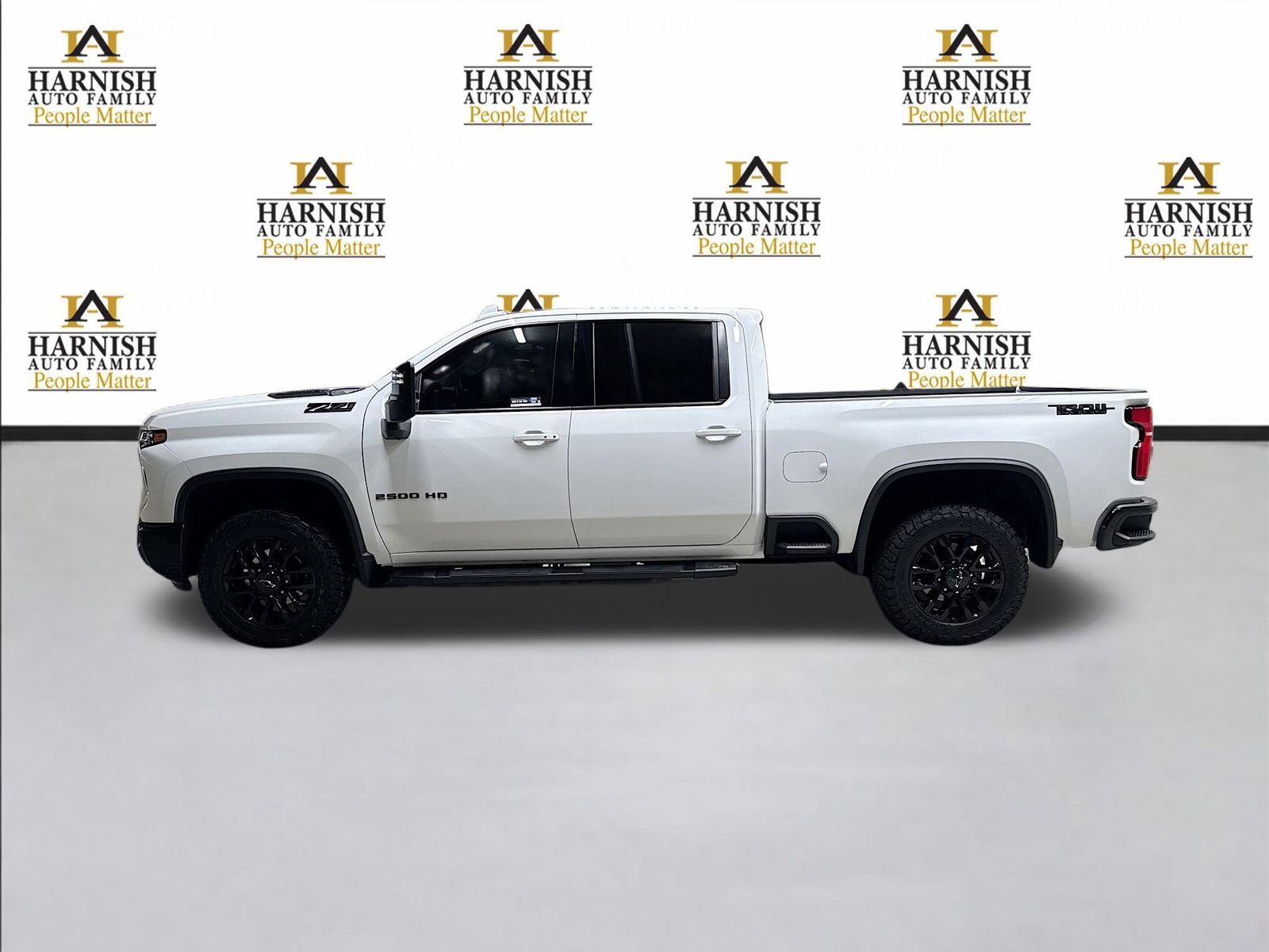 Used 2025 Chevrolet Silverado 2500 LTZ w/ Trail Boss Package image 10