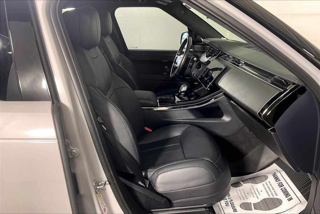 Used 2025 Land Rover Range Rover Sport Autobiography AWD/4WD image 9
