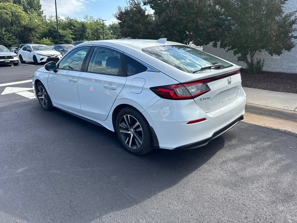 Used 2024 Honda Civic LX image 3