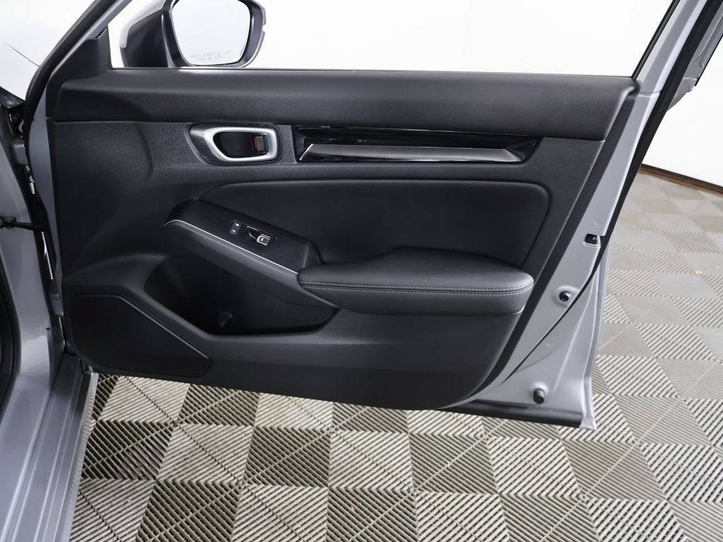 Used 2023 Honda Civic Touring image 26