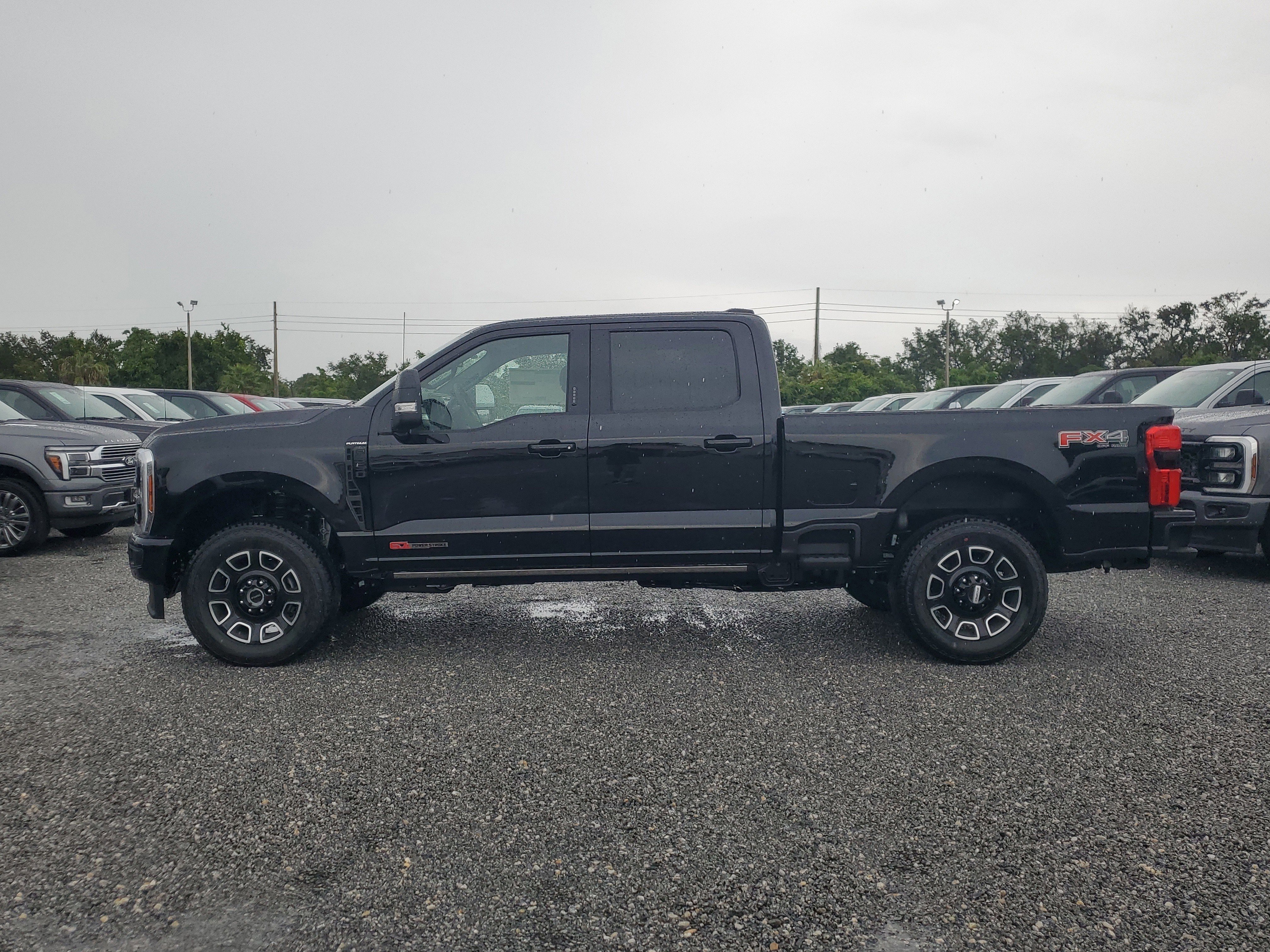 New 2026 Ford F350 Platinum w/ FX4 Off-Road Package image 7