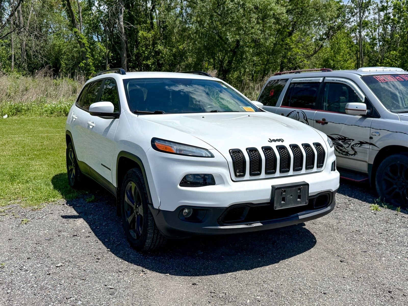 Used 2018 Jeep Cherokee Limited w/ Luxury Group AWD/4WD image 1