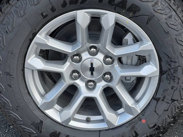 New 2026 Chevrolet Silverado 1500 RST w/ Convenience Package II AWD/4WD image 6
