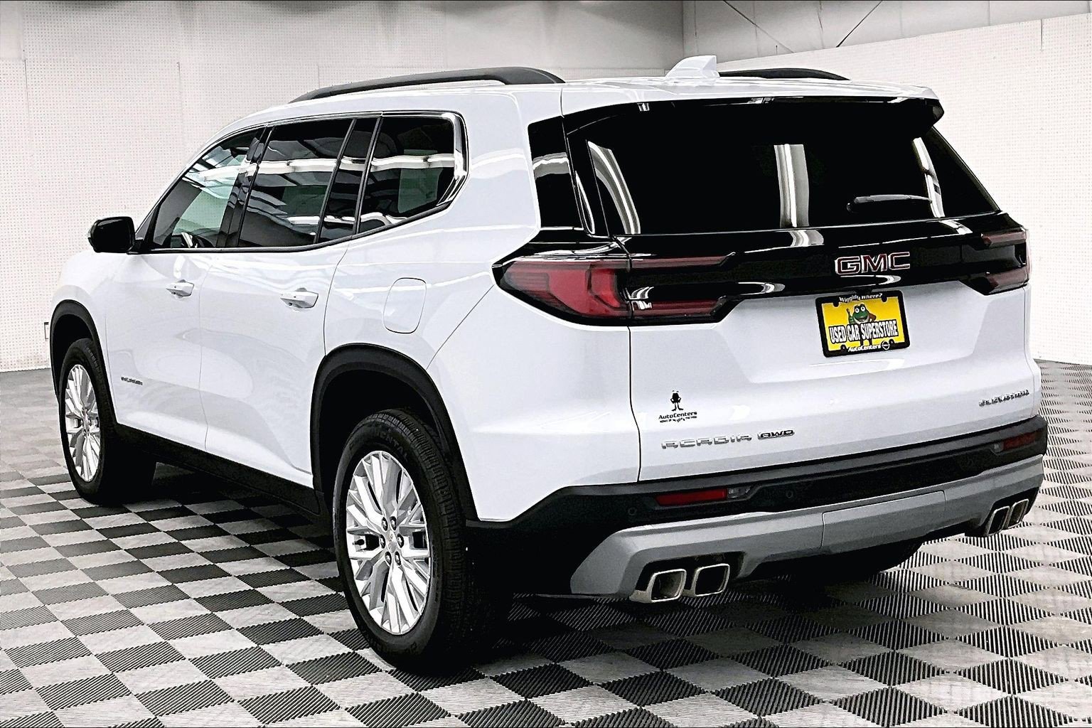 Used 2026 GMC Acadia Elevation w/ Elevation Premium Package AWD/4WD image 3