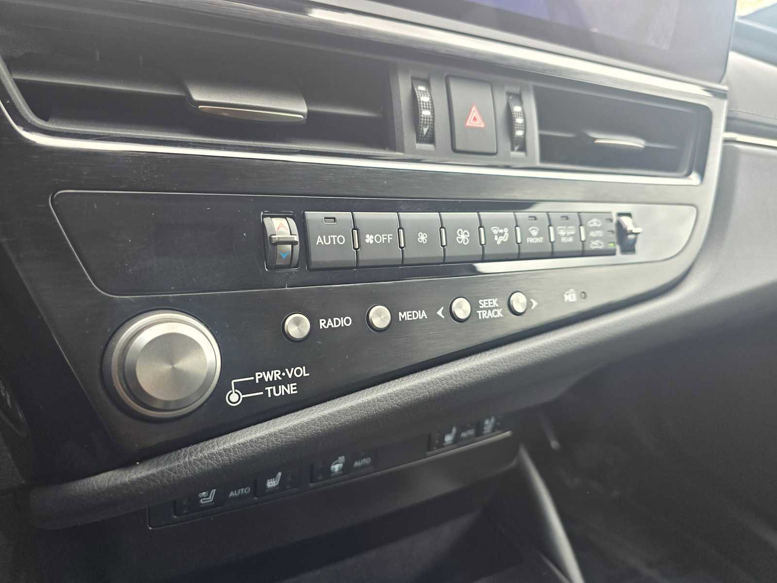 Used 2023 Lexus ES 350 w/ Premium Package FWD image 29