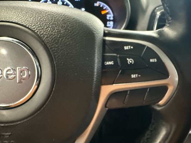Used 2022 Jeep Grand Cherokee Limited AWD/4WD image 21
