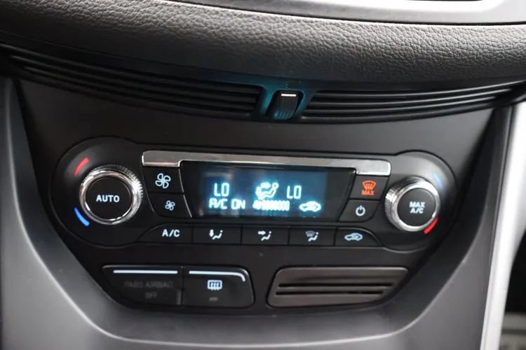 Used 2014 Ford Escape SE w/ Equipment Group 201A AWD/4WD image 35