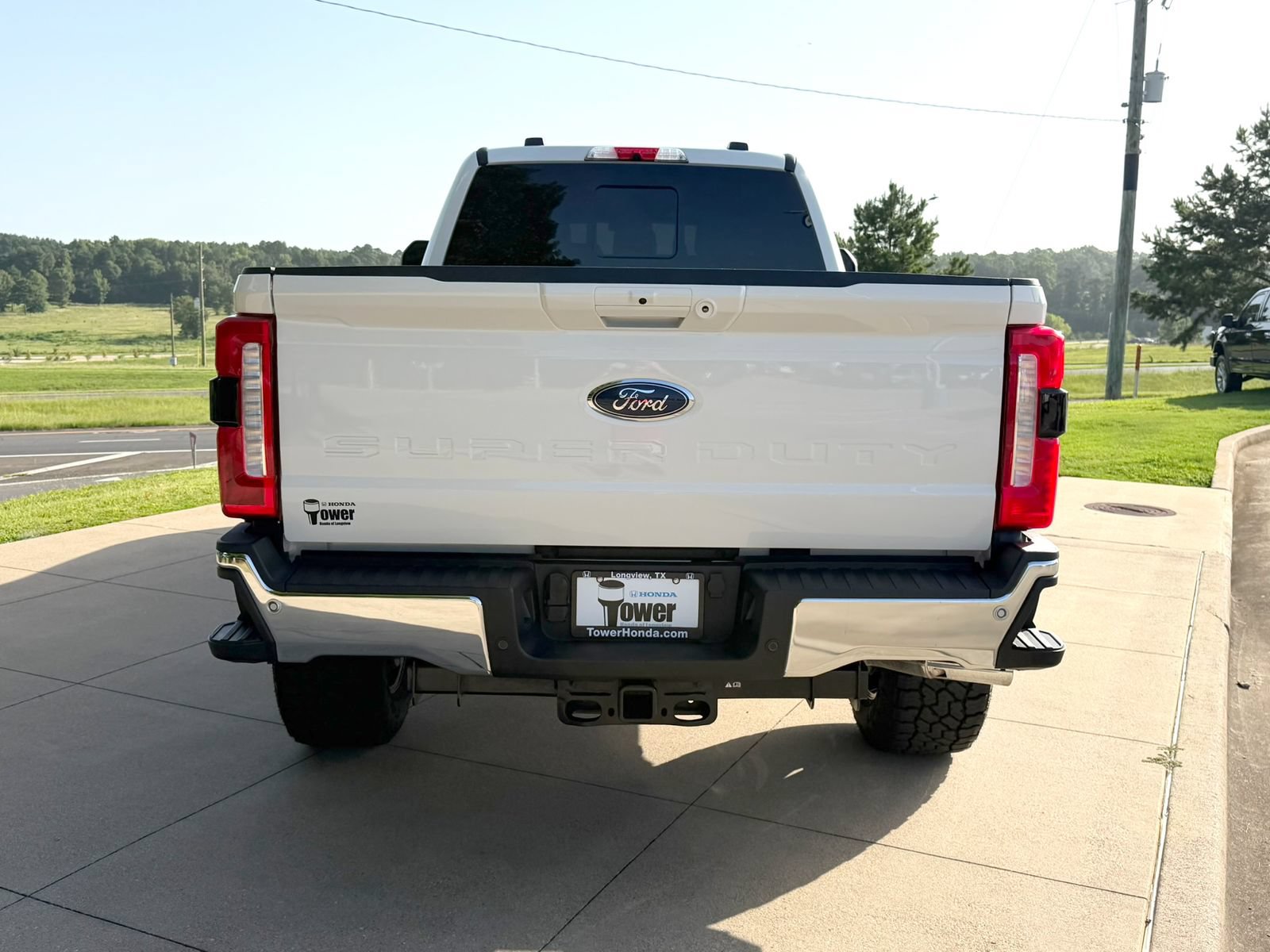 Used 2025 Ford F350 Lariat w/ Lariat Ultimate Package AWD/4WD image 5