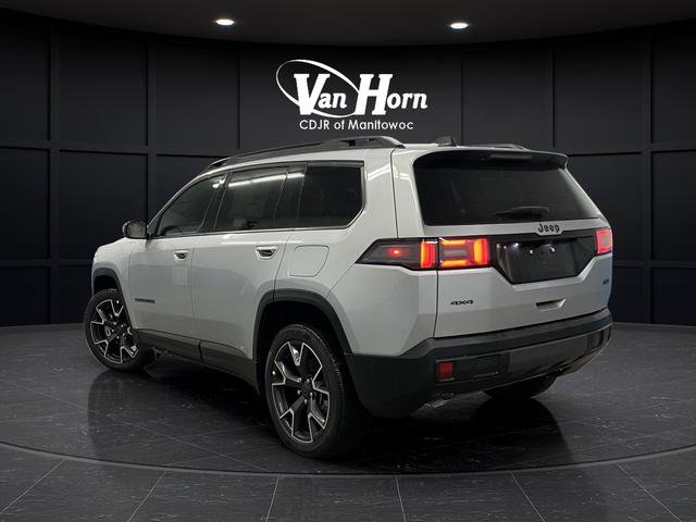 New 2026 Jeep Cherokee Overland w/ Trailer Tow Group AWD/4WD image 3