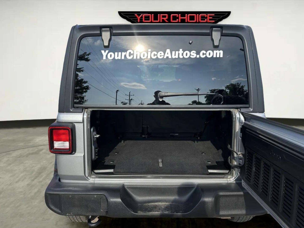 Used 2018 Jeep Wrangler Unlimited Sport AWD/4WD image 16