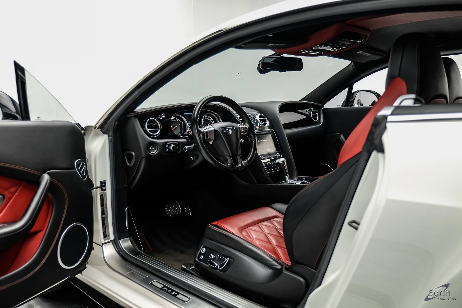 Used 2014 Bentley Continental GT V8 S image 39