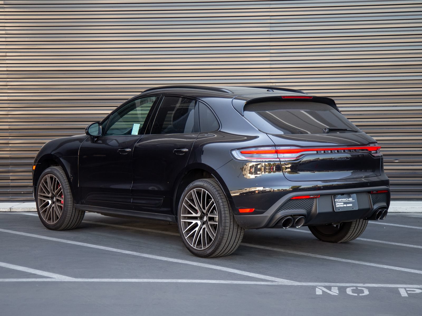 Certified 2026 Porsche Macan S AWD/4WD image 3