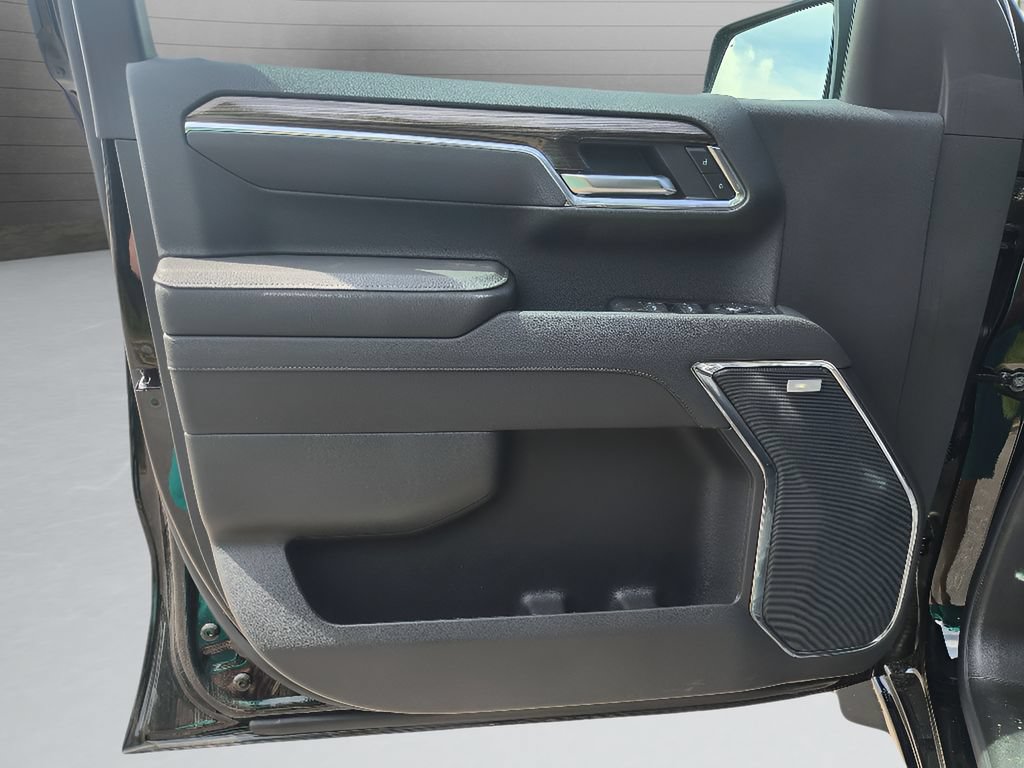 New 2025 Chevrolet Silverado 1500 RST w/ RST All Star Premium Package AWD/4WD image 25