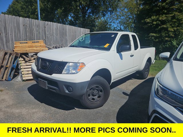 Used 2017 Nissan Frontier S RWD image 1