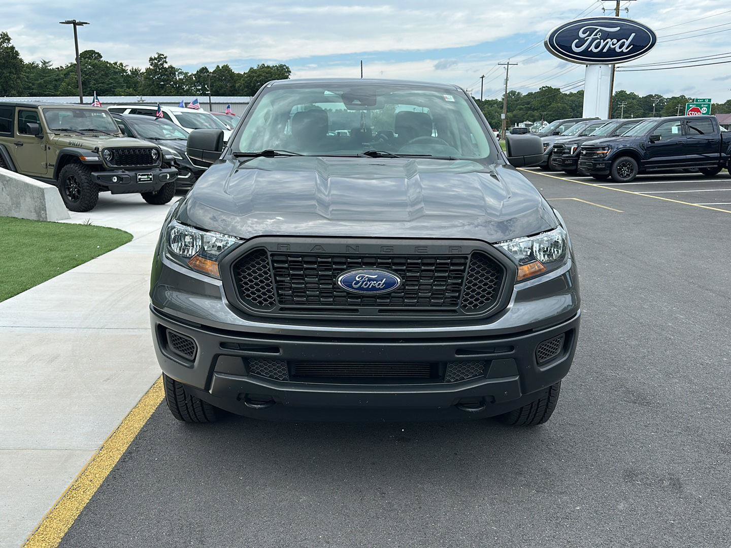 Used 2020 Ford Ranger XL w/ Equipment Group 101A Mid AWD/4WD image 2