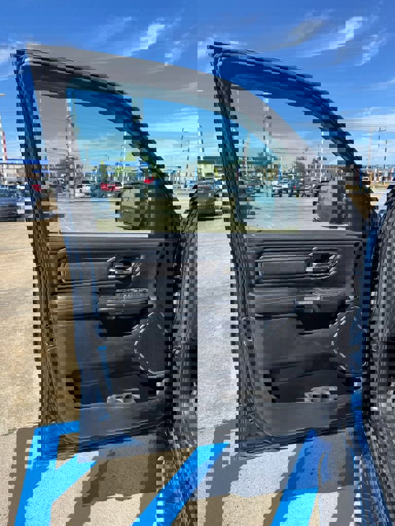 Used 2023 RAM 1500 Laramie image 8