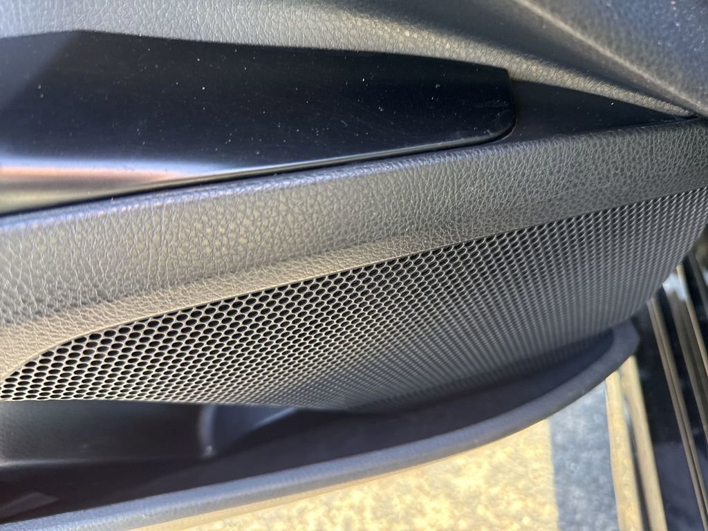 Used 2020 Toyota Camry SE image 31