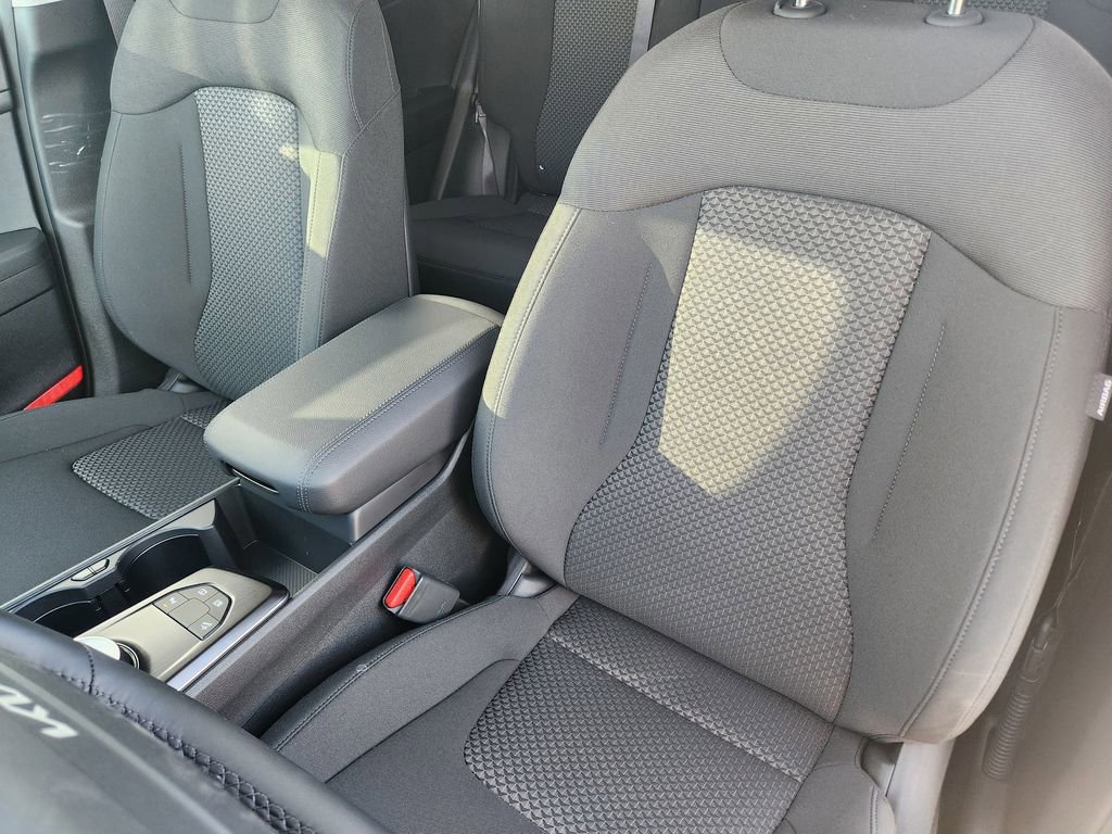 New 2026 Kia Sportage S image 9
