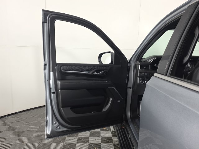 Used 2023 GMC Yukon XL Denali AWD/4WD image 23