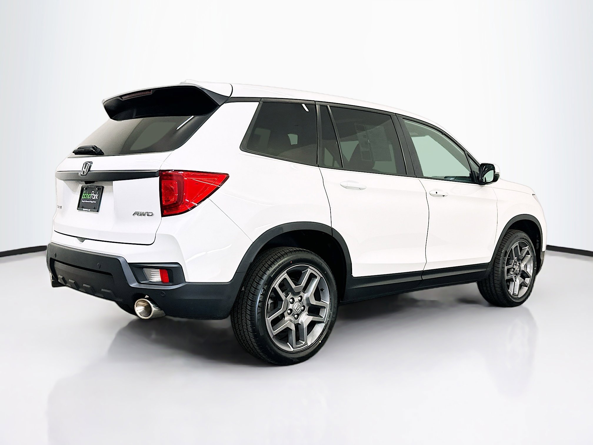 Used 2023 Honda Passport EX-L image 9