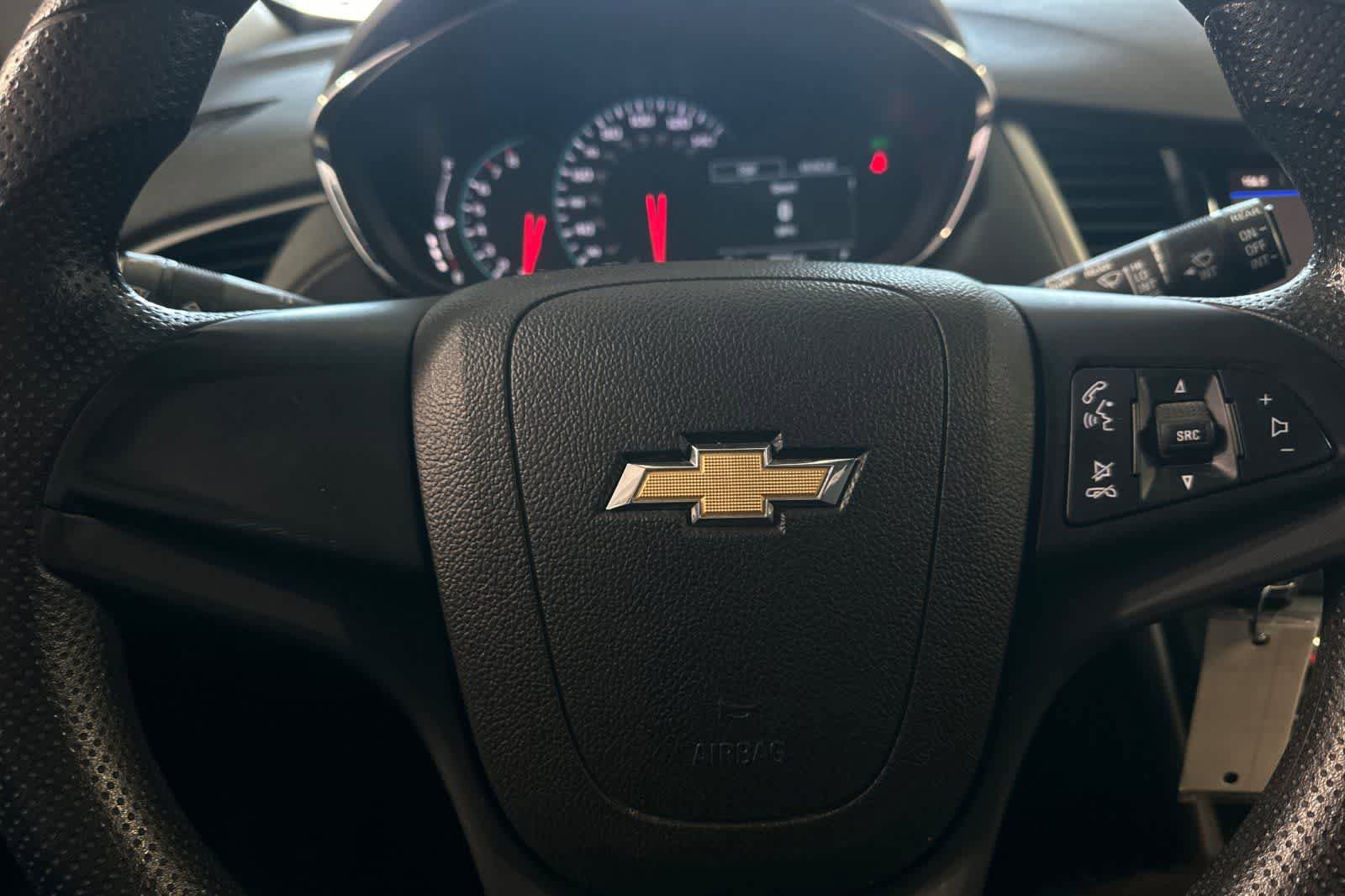 Used 2020 Chevrolet Trax LS FWD image 24