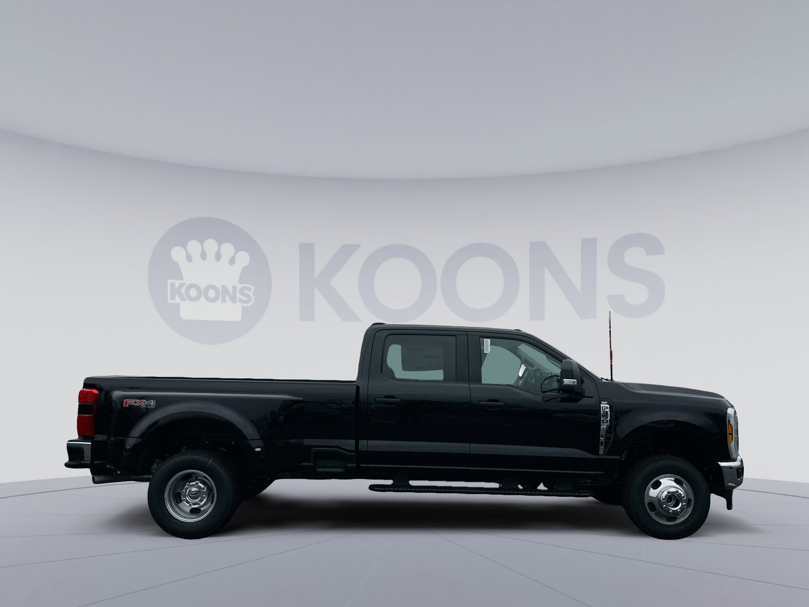 New 2026 Ford F350 XLT w/ 360-Degree Camera Package image 8