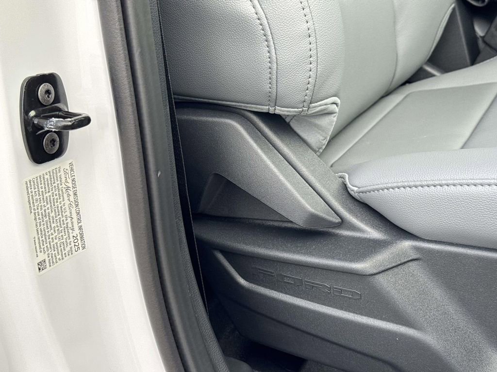 New 2026 Ford F550 2WD Regular Cab Super Duty image 23