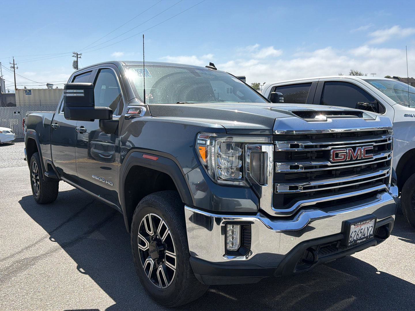 Used 2020 GMC Sierra 2500 SLE w/ SLE Value Package; image 2
