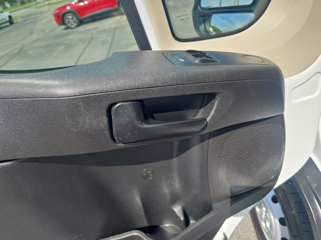 Used 2022 RAM ProMaster 2500 w/ Convenience Group FWD image 24
