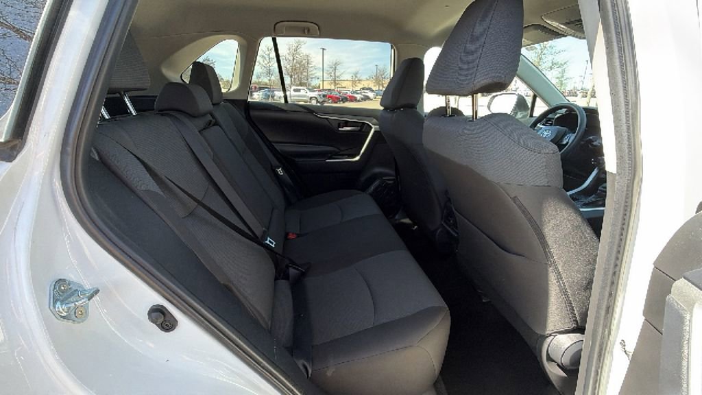 Certified 2025 Toyota RAV4 XLE image 39