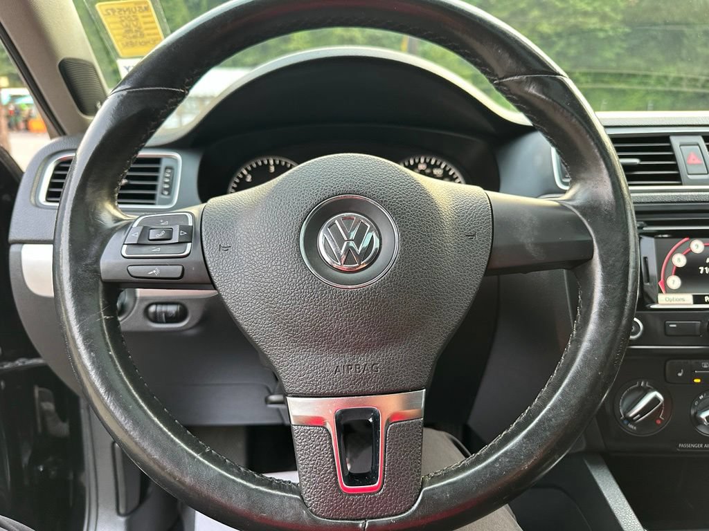 Used 2012 Volkswagen Jetta TDI FWD image 15