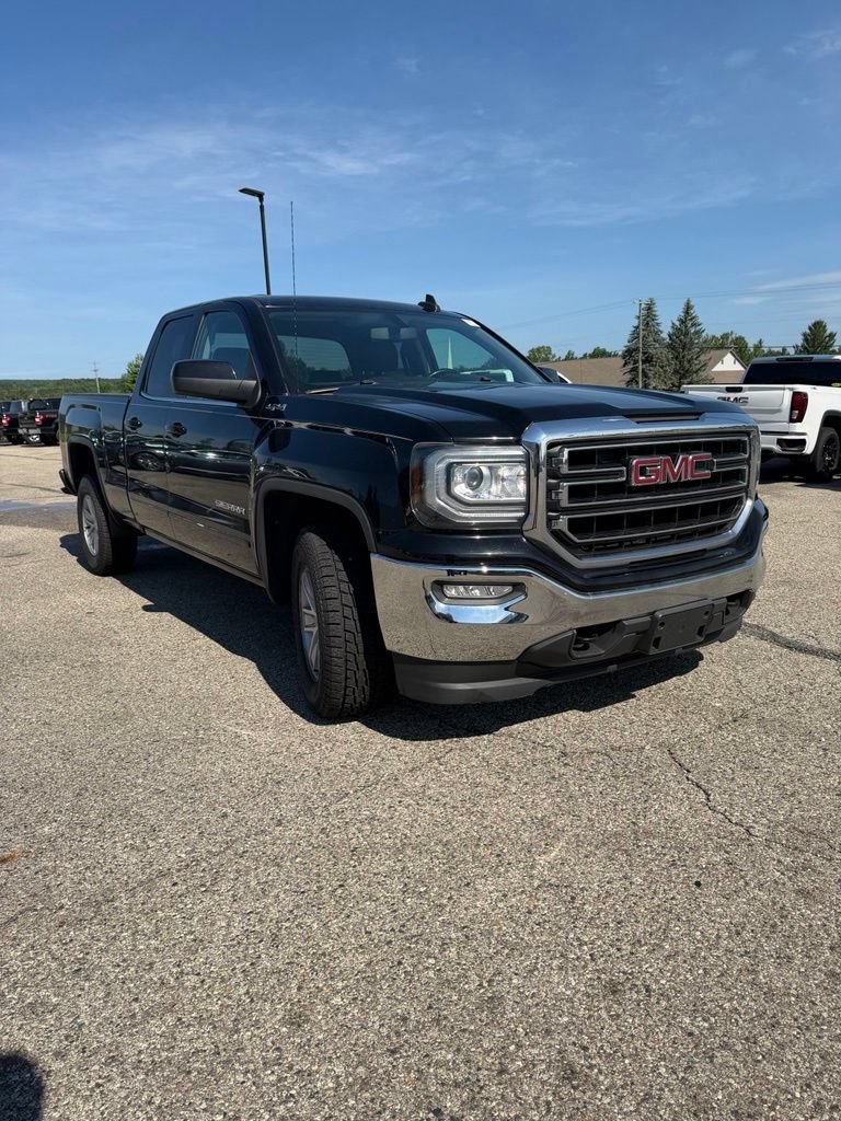 Used 2018 GMC Sierra 1500 SLE w/ SLE Value Package AWD/4WD image 8