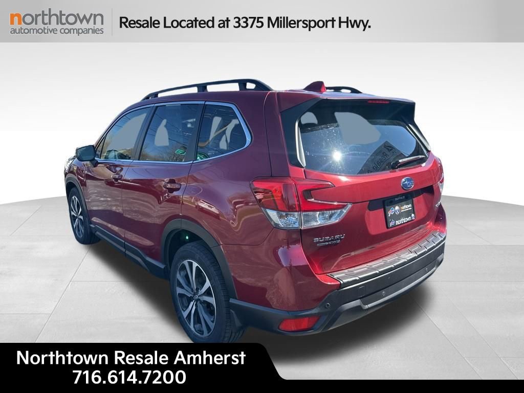 Used 2023 Subaru Forester Limited AWD/4WD image 3