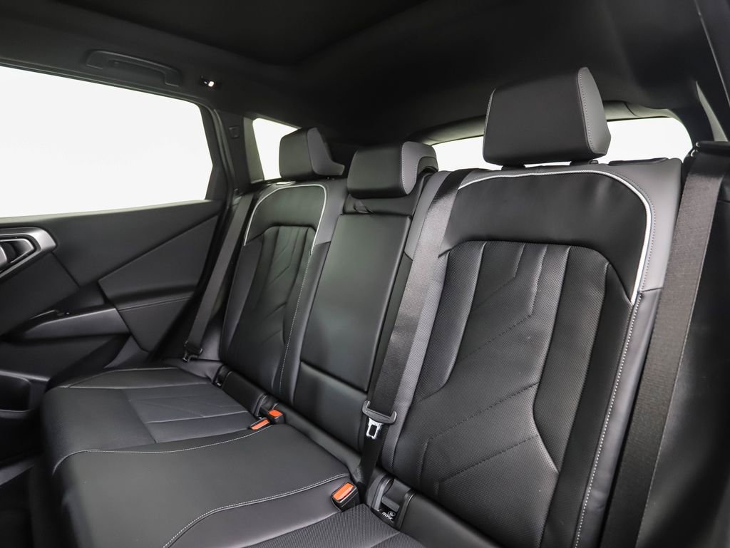 Used 2026 BMW X3 xDrive30 w/ Premium Package image 23