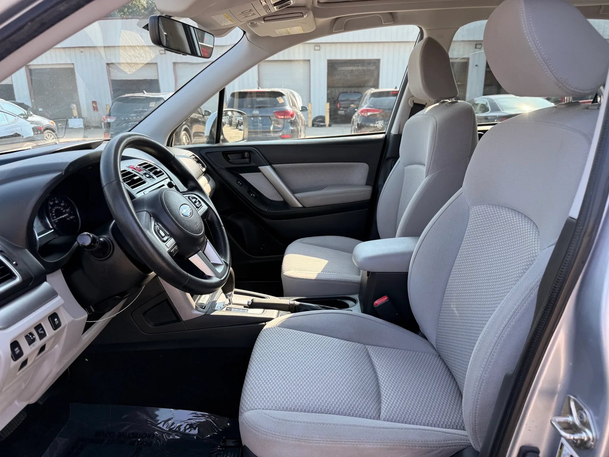 Used 2018 Subaru Forester 2.5i Premium AWD/4WD image 2
