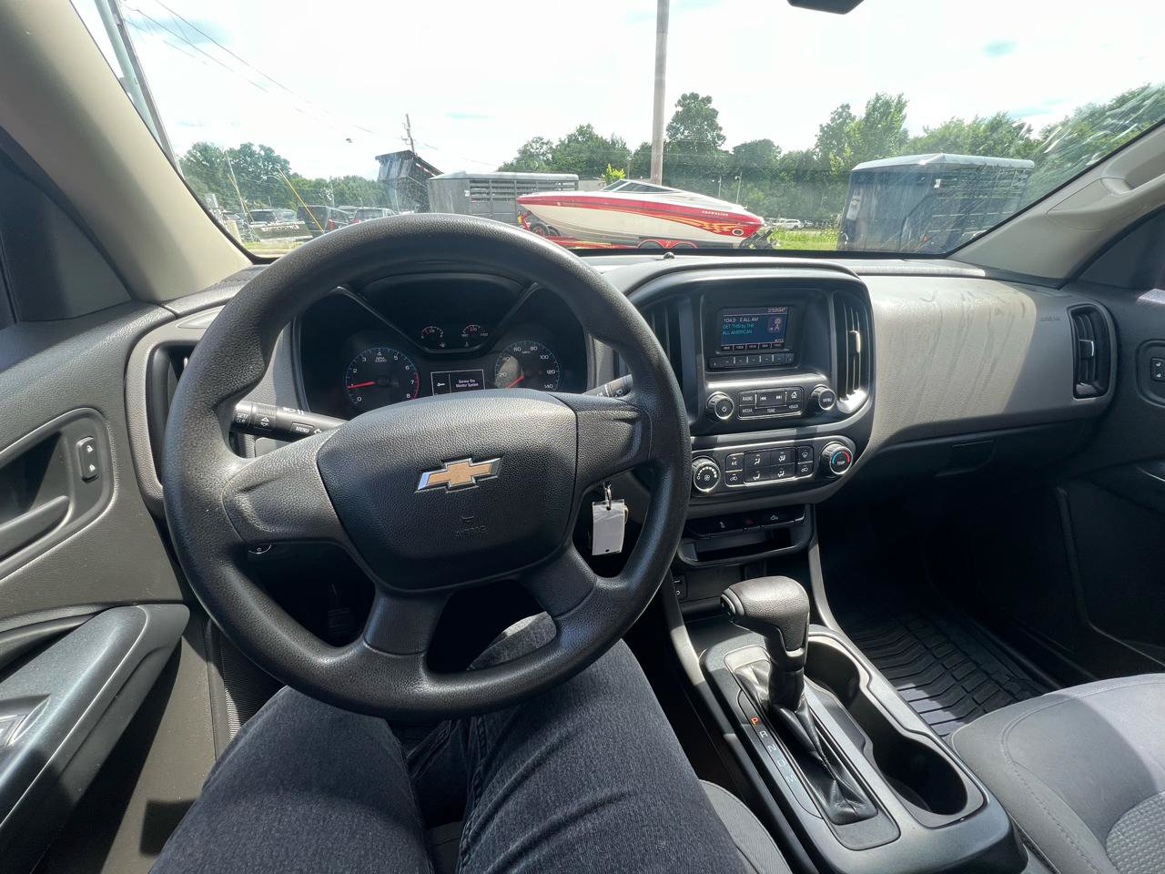 Used 2015 Chevrolet Colorado W/T RWD image 12