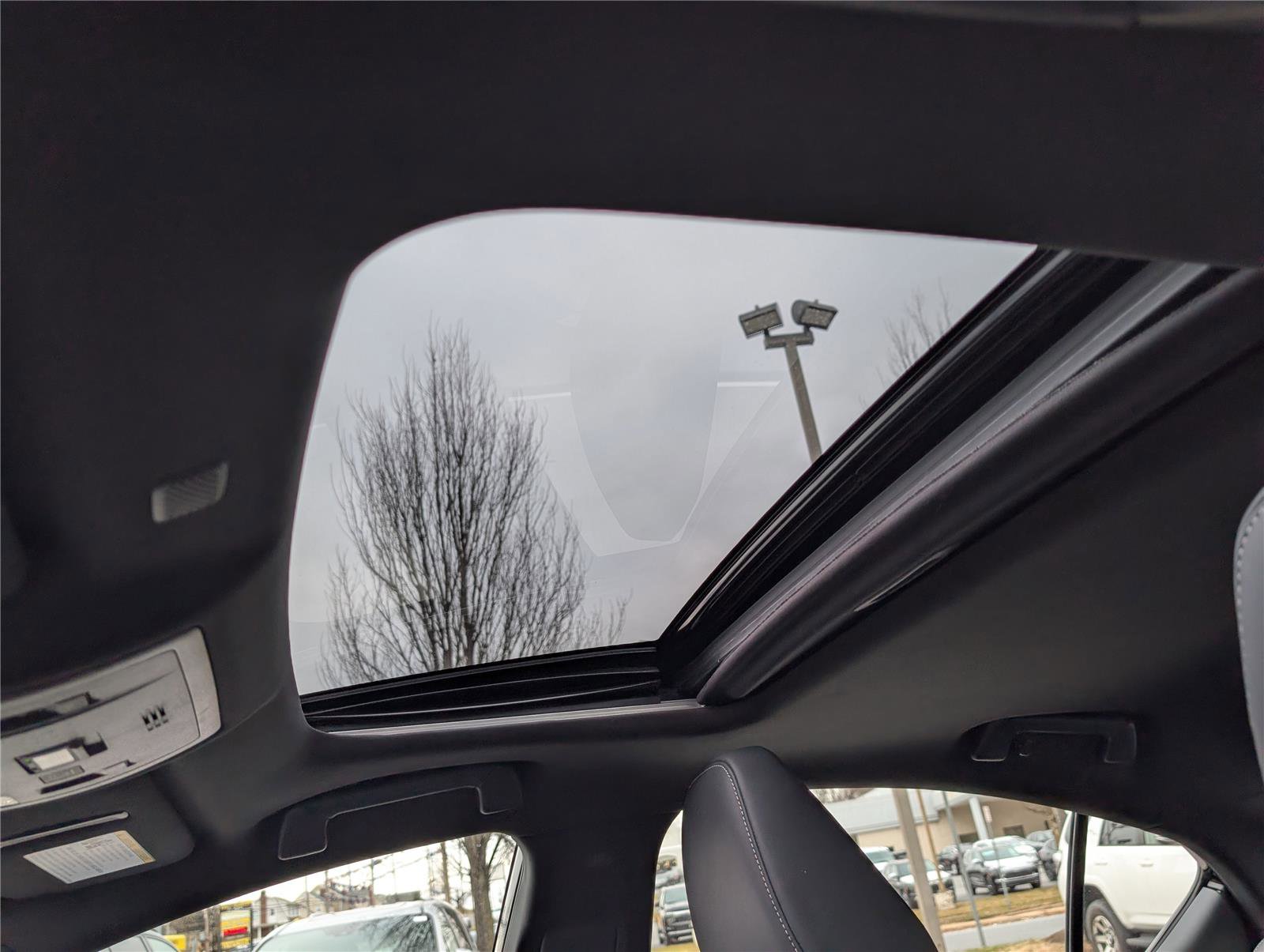 Used 2025 Lexus IS 350 F Sport image 19