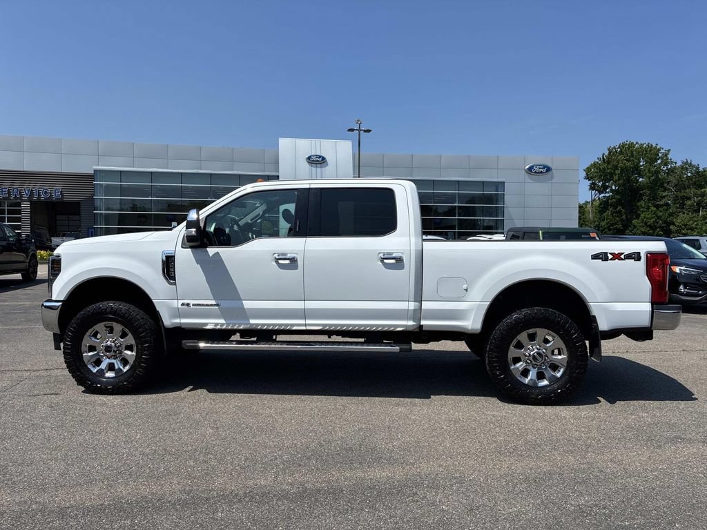 Used 2017 Ford F250 Lariat w/ Chrome Package AWD/4WD image 4