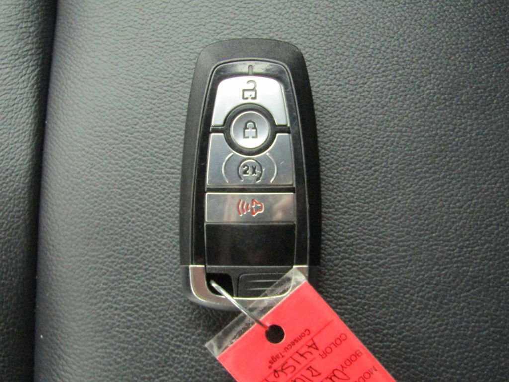 Used 2025 Ford Bronco Outer Banks AWD/4WD image 36