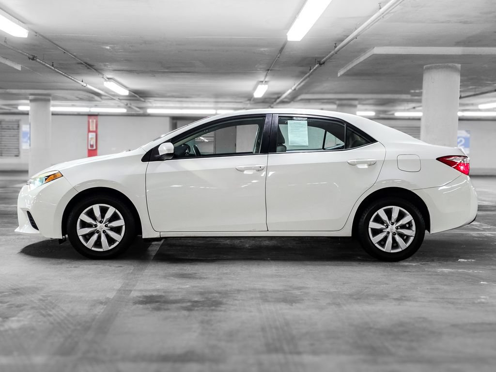 Used 2014 Toyota Corolla LE FWD image 14