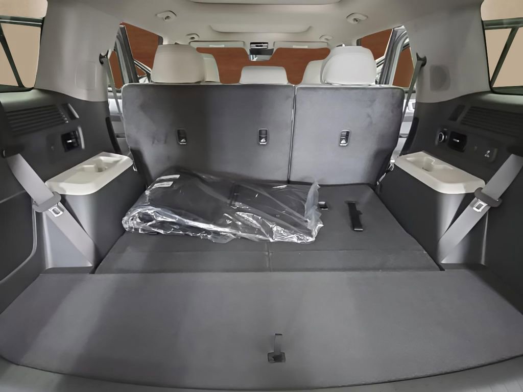 New 2026 Hyundai Santa Fe Limited AWD/4WD image 16