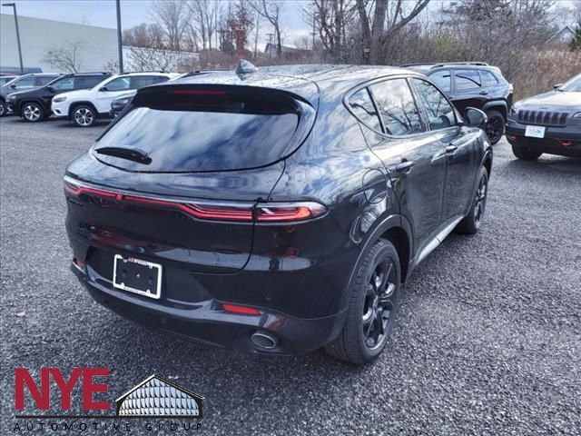 New 2024 Dodge Hornet R/T Plus w/ Tech Pack Plus w/o Parking AWD/4WD image 3