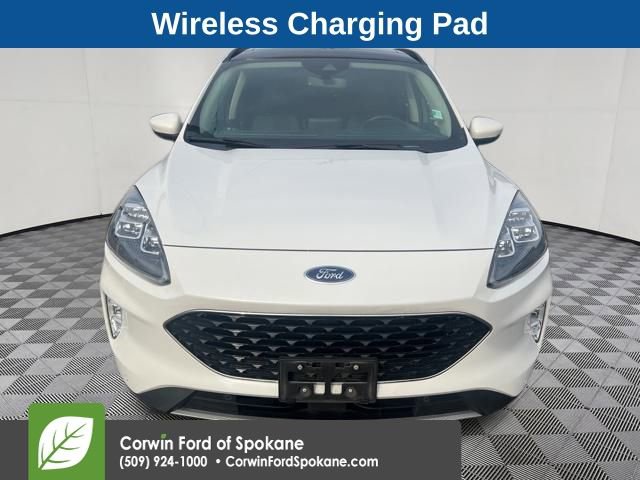 Used 2020 Ford Escape Titanium w/ Titanium Premium Package 2.0 image 8